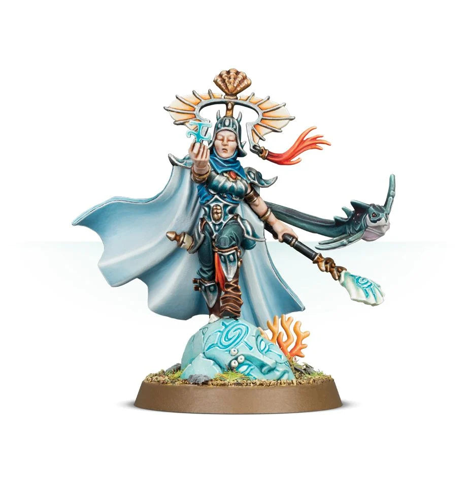 Warhammer Age of Sigmar - Idoneth Deepkin - Isharann Tidecaster | Event Horizon Hobbies CA